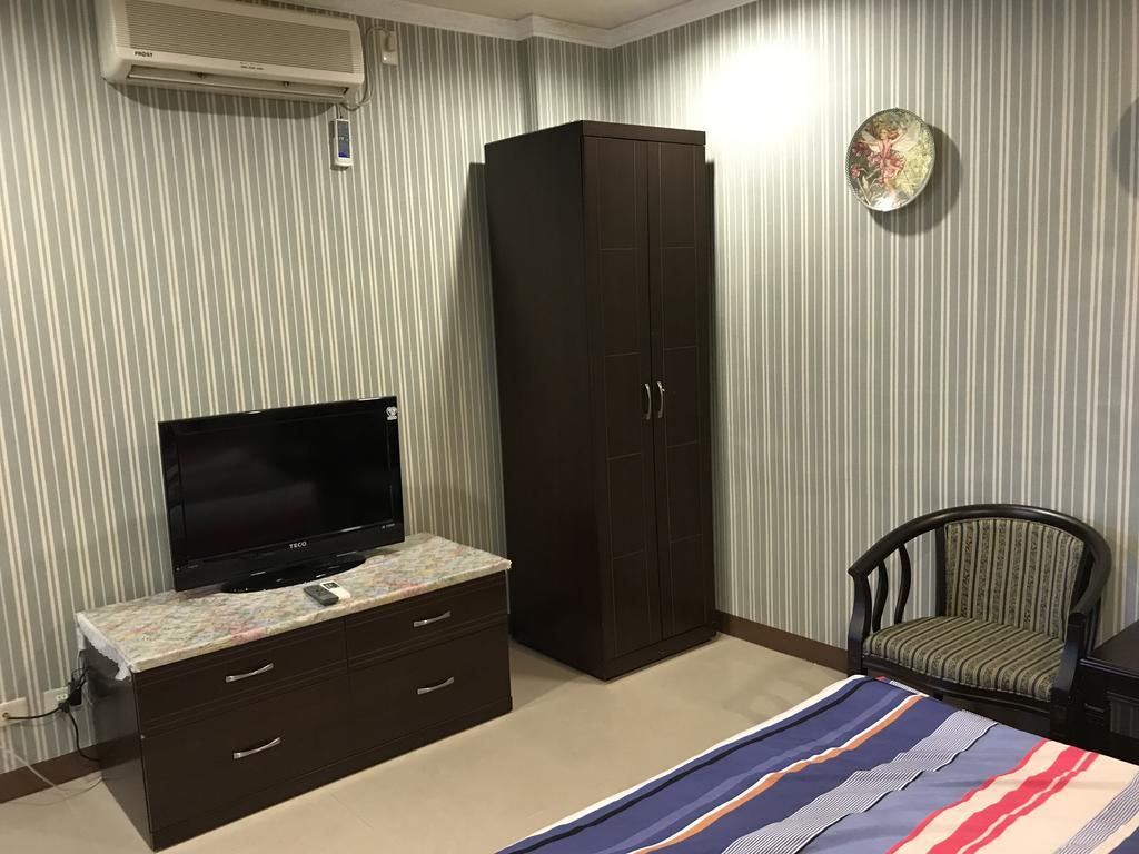 Hefeng Ting Homestay Heng-ch'un Buitenkant foto
