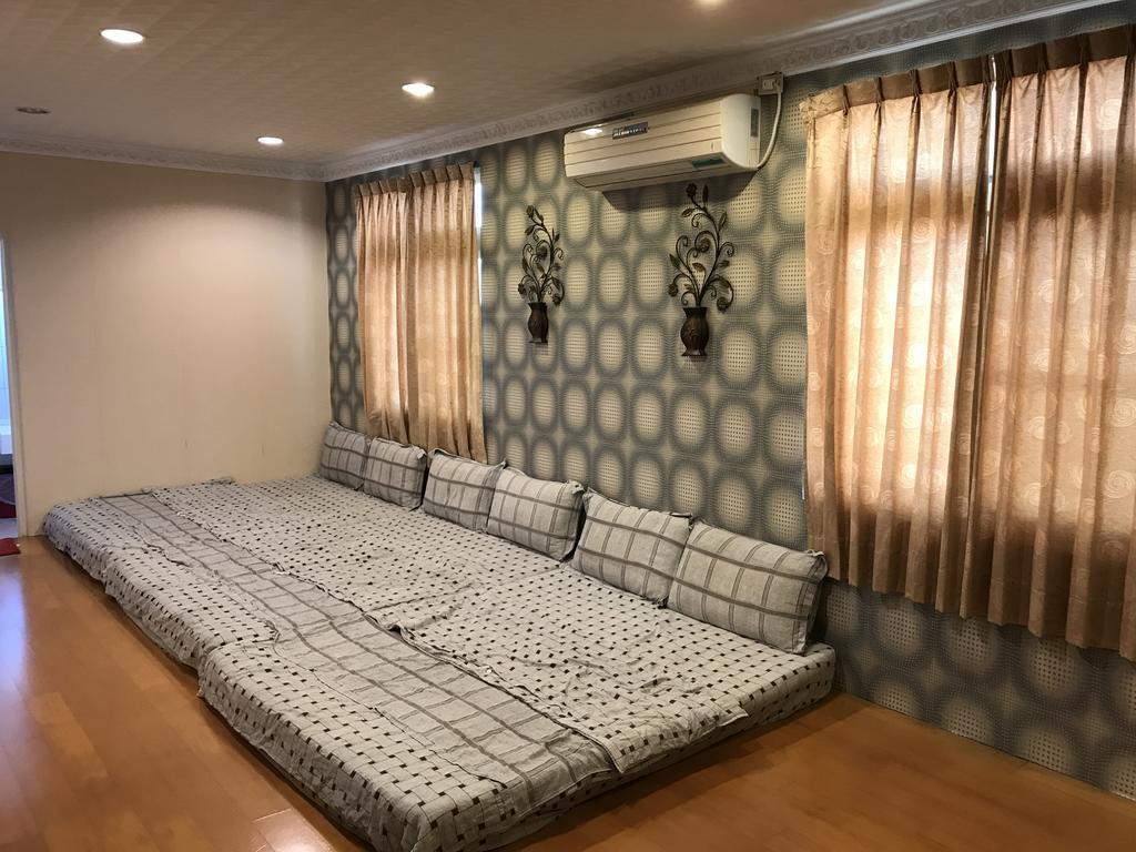 Hefeng Ting Homestay Heng-ch'un Buitenkant foto